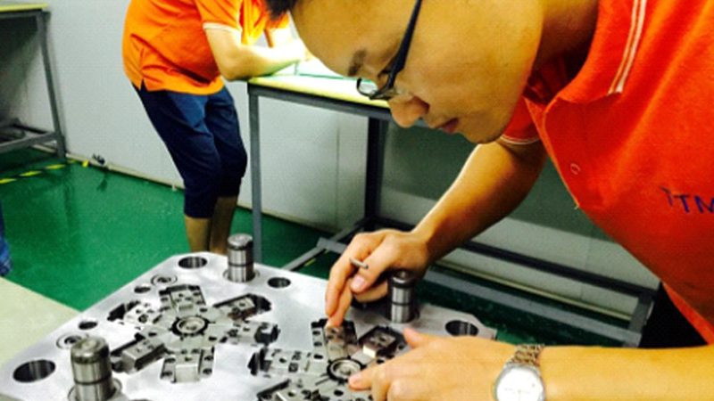 小批量双色模具，规格参数揭秘**