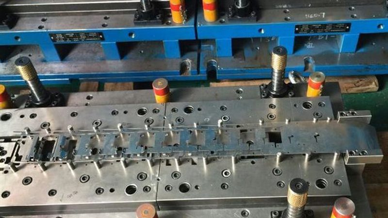 拉伸模具材质及规格解析：关键因素与选型逻辑