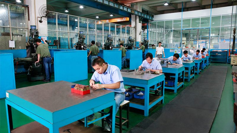 大型汽车铸造模具：揭秘其批发报价背后的关键因素**